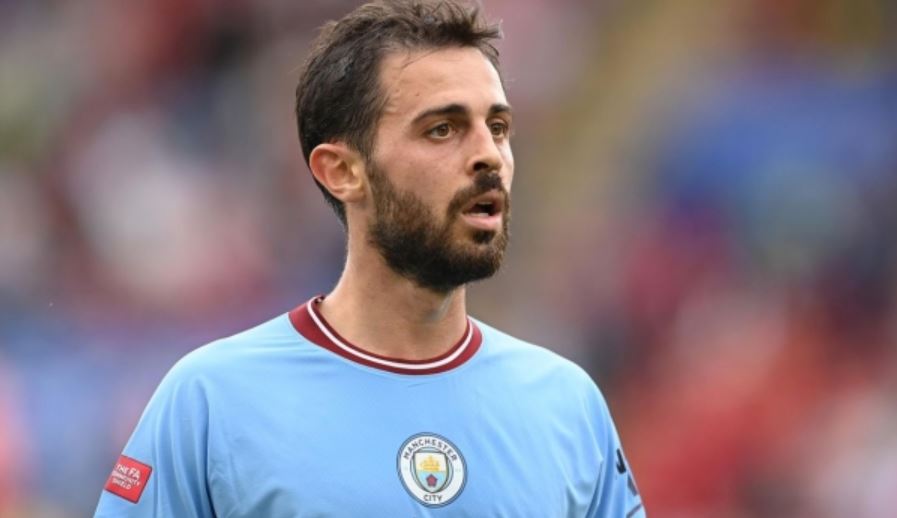 Bernardo Silva quyết gia nhập Barcelona xuất phát từ mâu thuẫn với Pep Guardiola